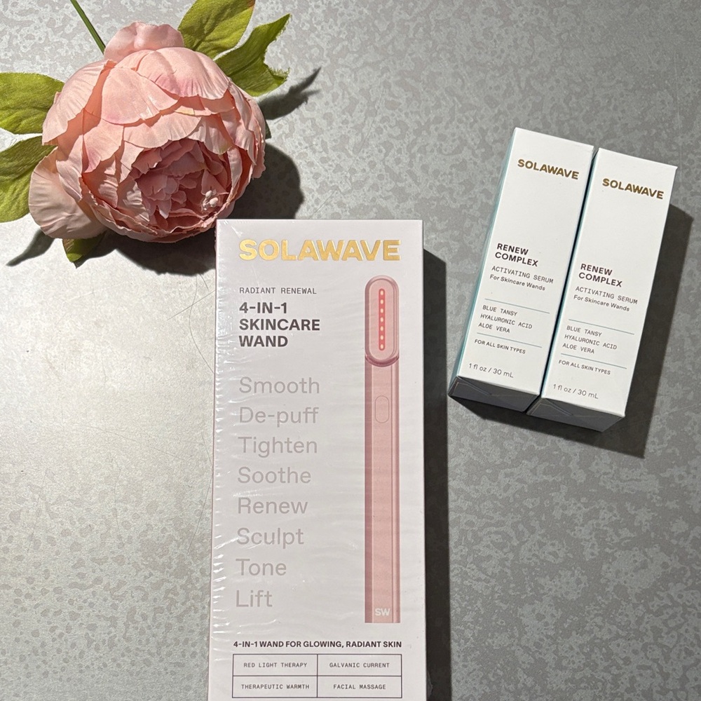 Solawave 4-in-1 Skincare Wand - Pink with 2 Bottles of Renew Complex Serum